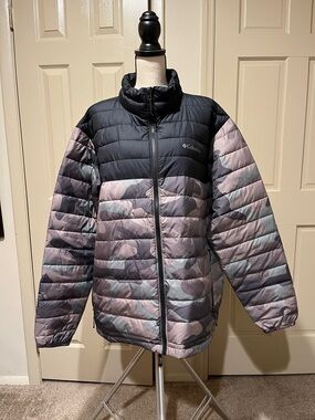 Columbia Tan Brown and Green Camo Insulated Puffer Jacket